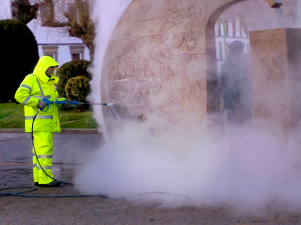 Best Concrete Pressure Washing  in New London, CT